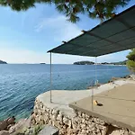 Srdjana Apartman Prižba