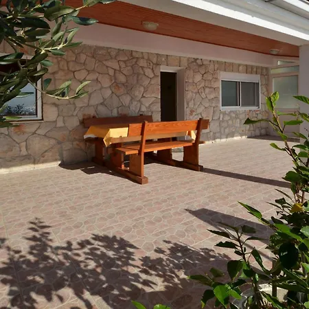 公寓 Srdjana 普瑞兹巴