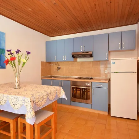 Apartment Srdjana Prizba